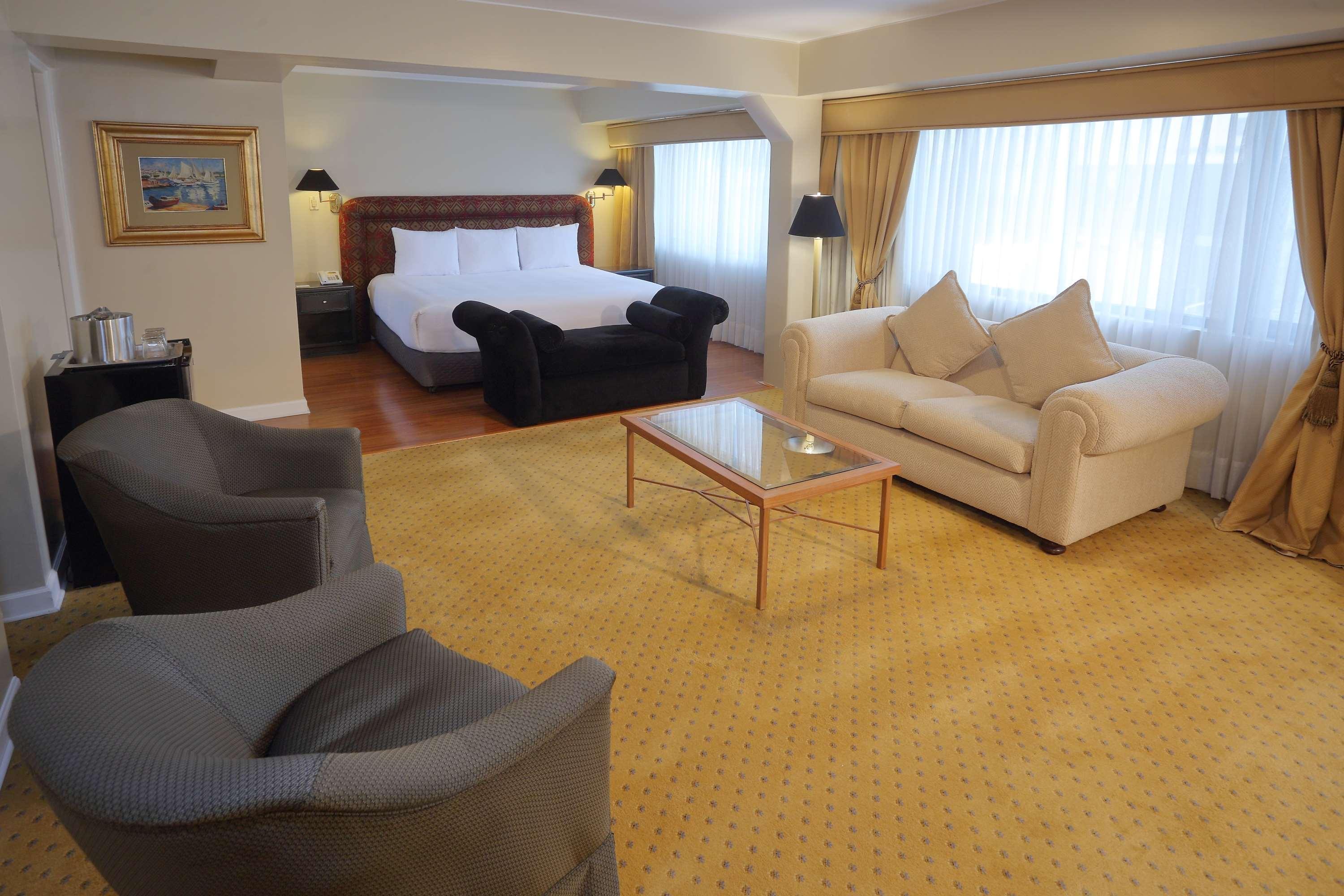 Hotel Radisson Plaza Del Bosque Lima