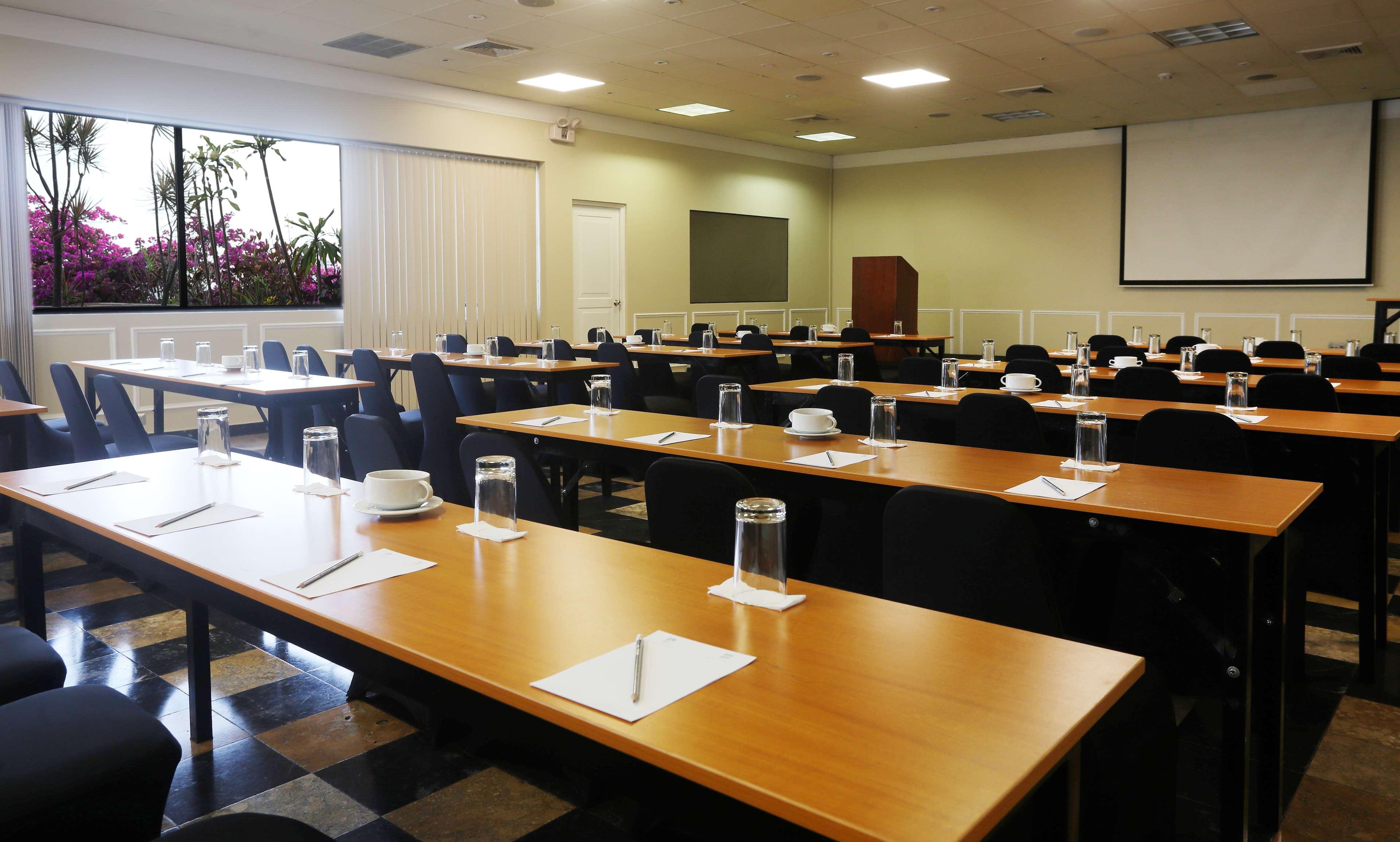Radisson Plaza Del Bosque Hotel