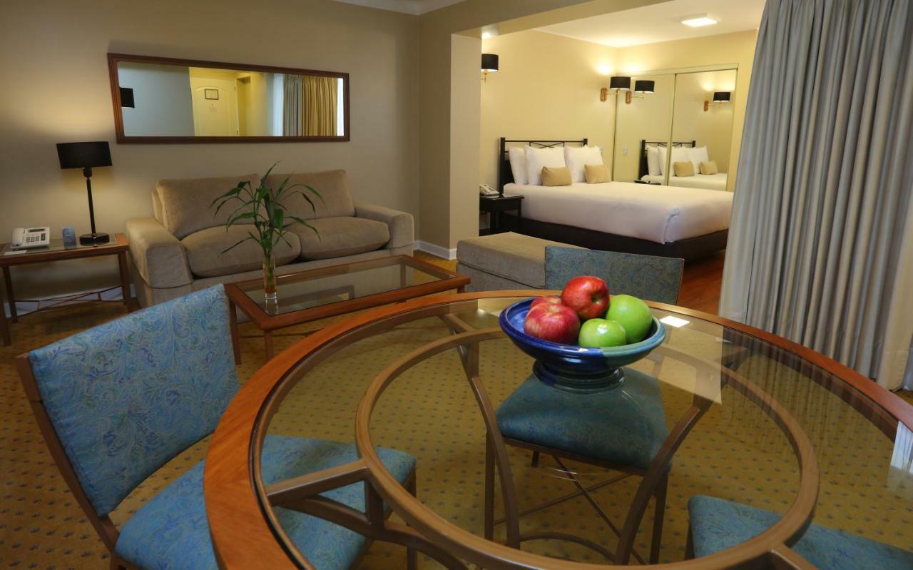 Hotel Radisson Plaza Del Bosque Lima