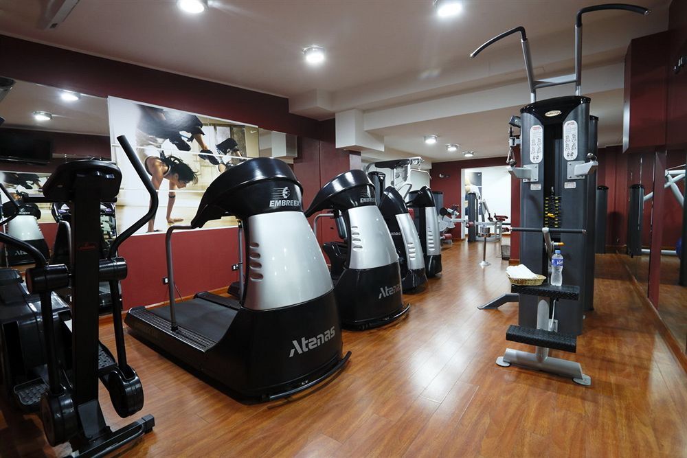 Radisson Plaza Del Bosque Hotel